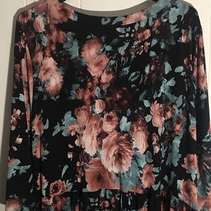 Glitzy Girlz 3x Floral Maxi Dress